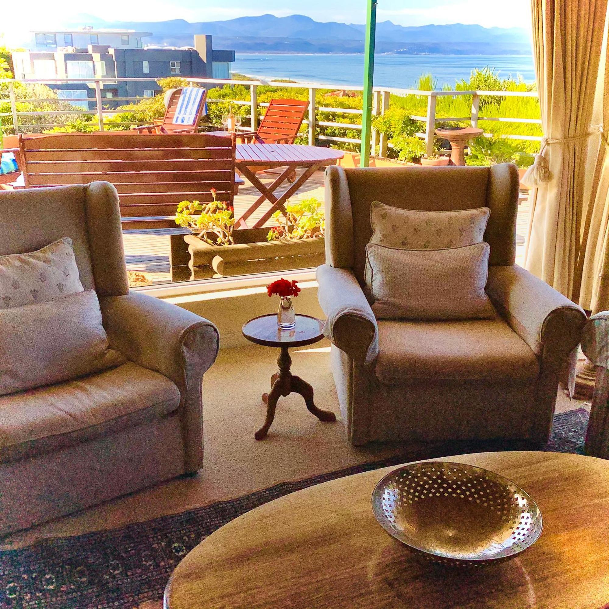 Dolphins' Playground Beachfront B&B Plettenberg Bay Exterior photo
